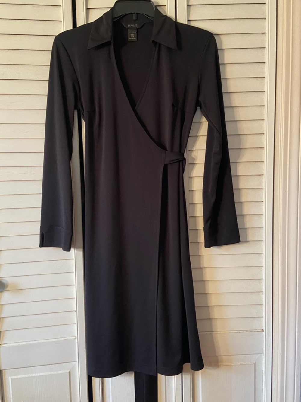 Express Black Long-Sleeve Wrap Dress with Collar